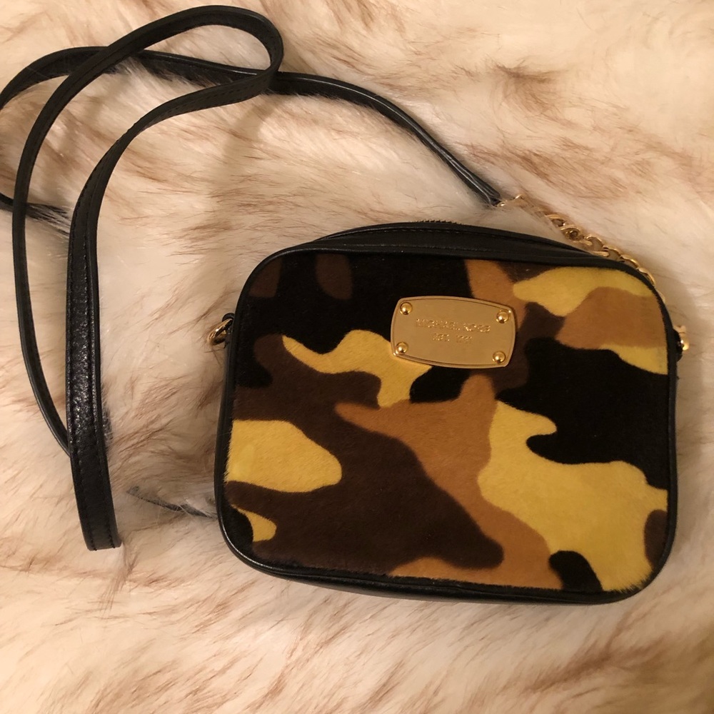Michael Kors camo crossbody